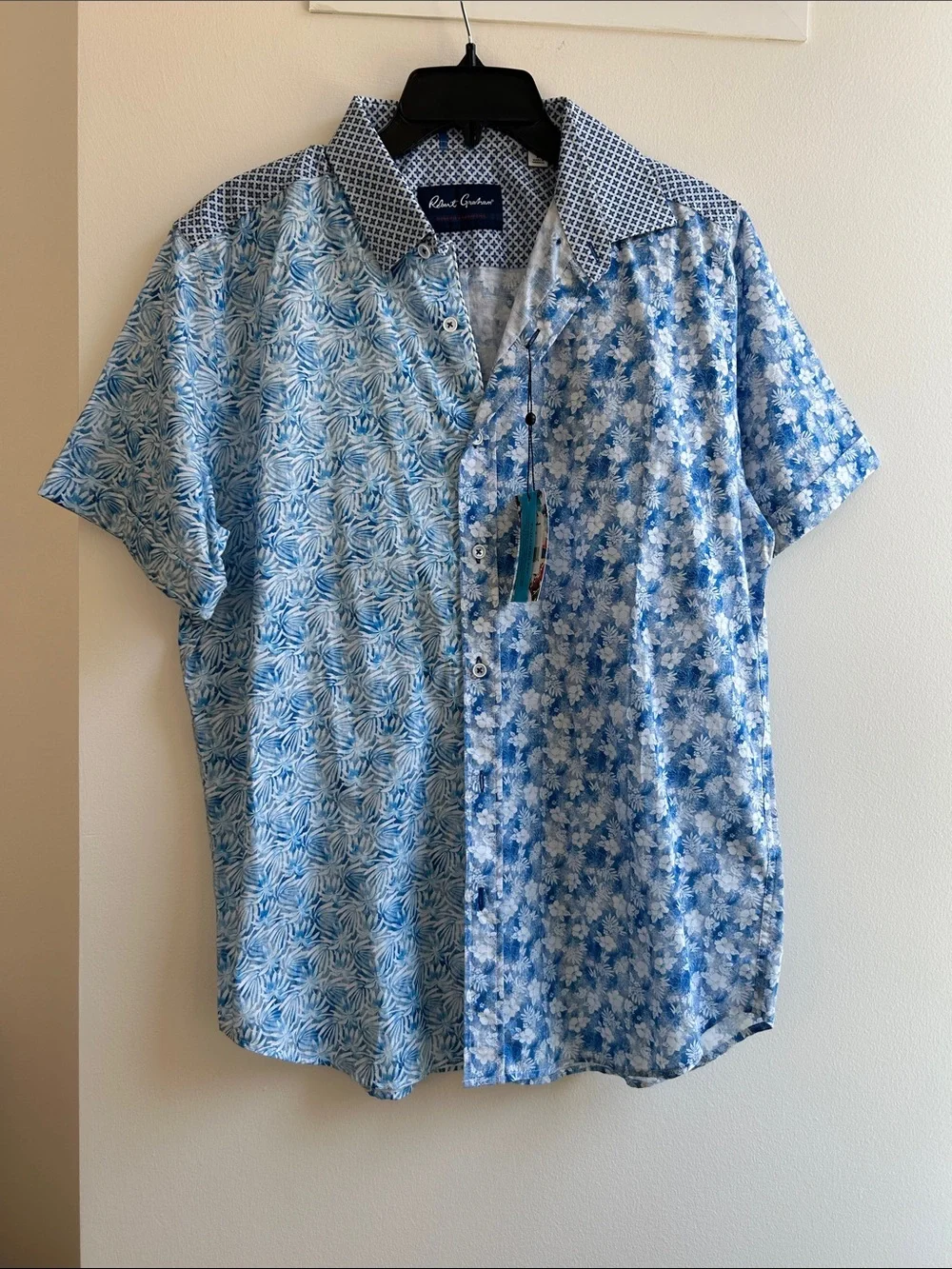 Robert Graham Mixed Blue Floral Split-Pattern Short Sleeve Shirt